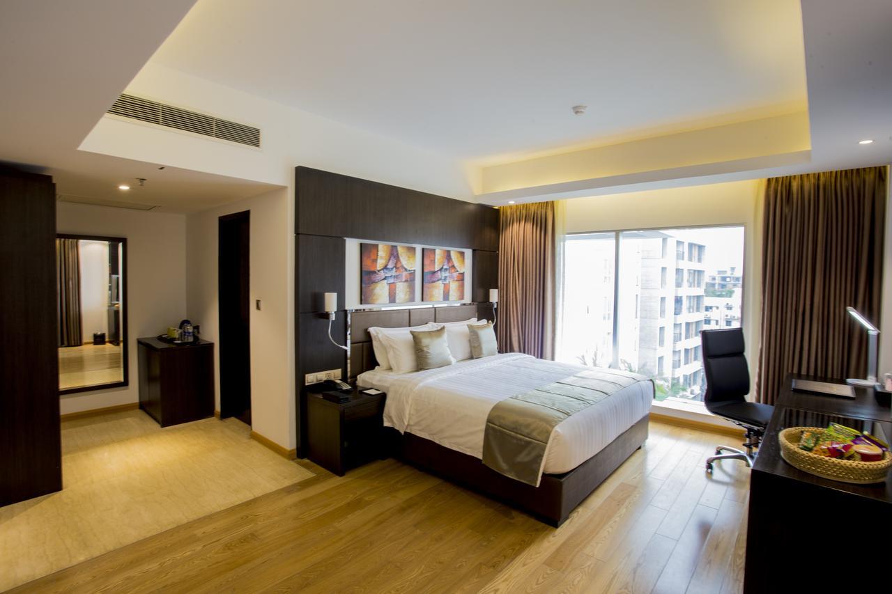 Golden Tulip The Grandmark Dhaka Exteriör bild