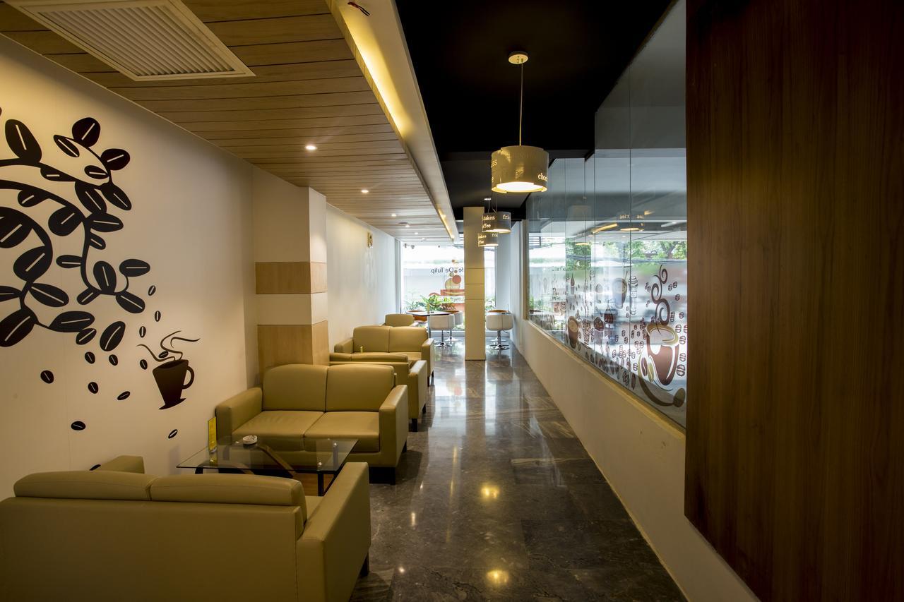 Golden Tulip The Grandmark Dhaka Exteriör bild