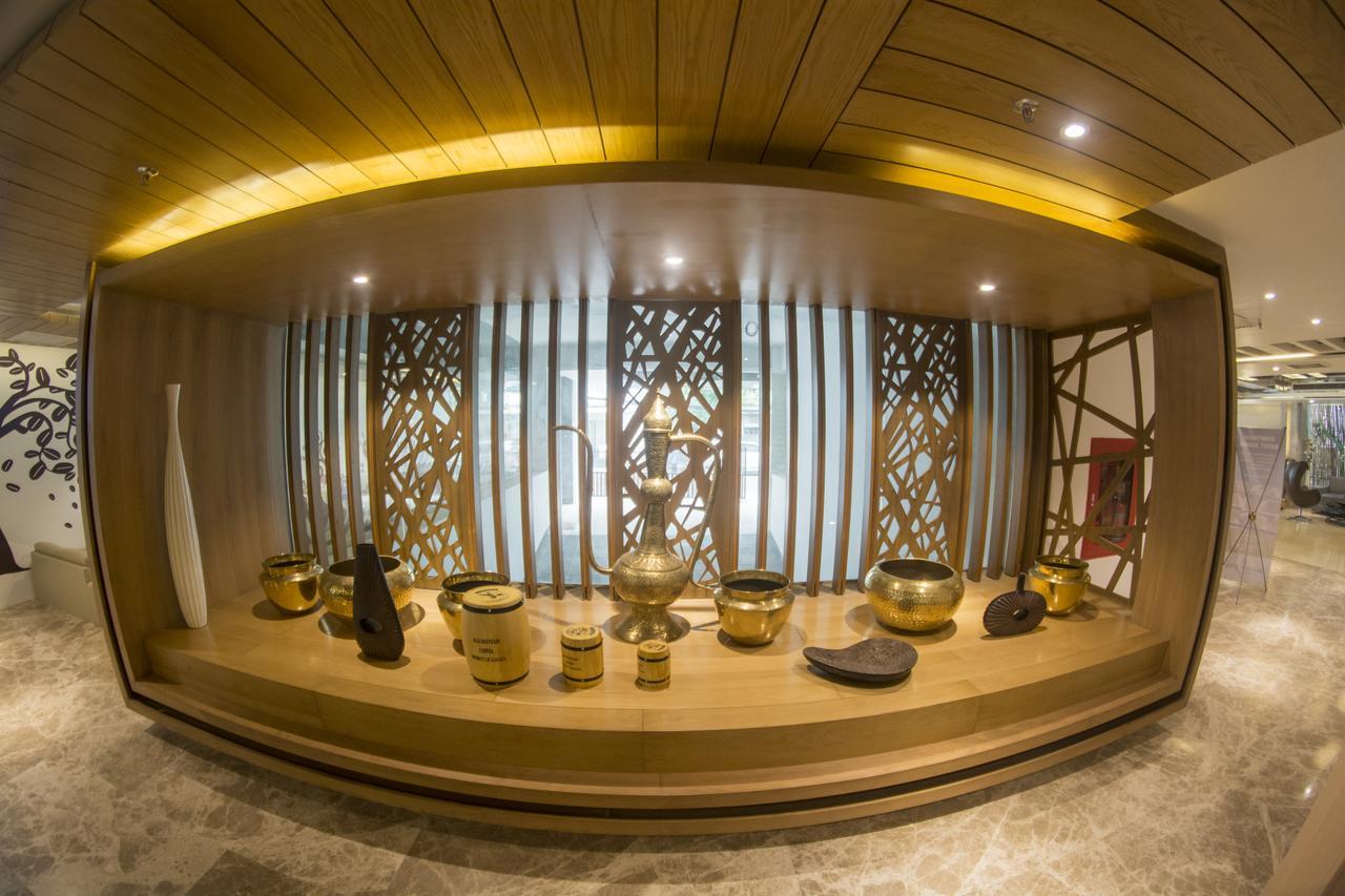 Golden Tulip The Grandmark Dhaka Exteriör bild