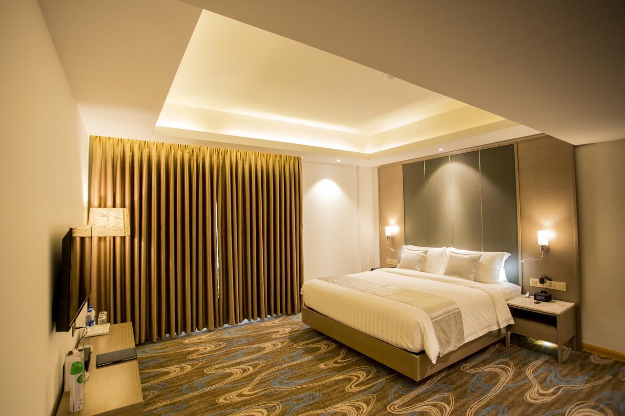 Golden Tulip The Grandmark Dhaka Exteriör bild