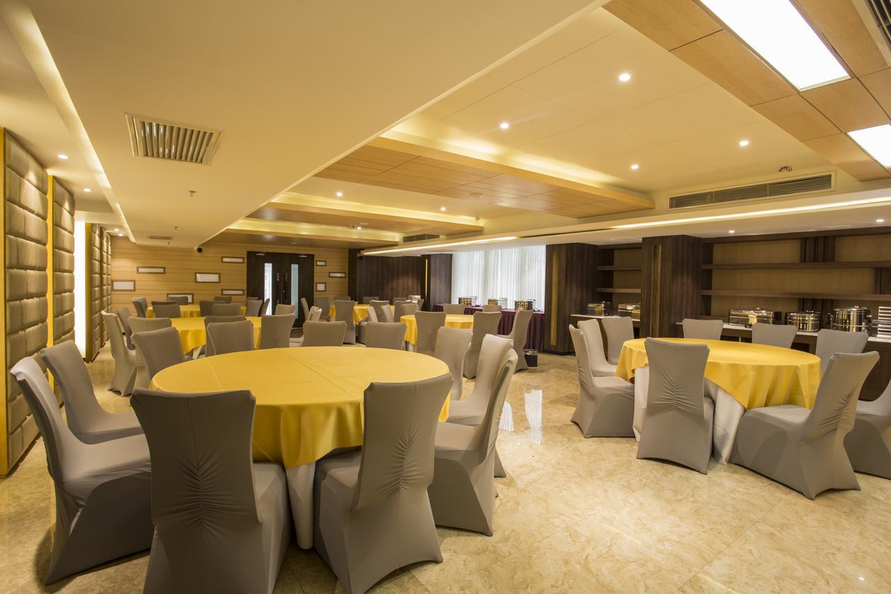 Golden Tulip The Grandmark Dhaka Exteriör bild